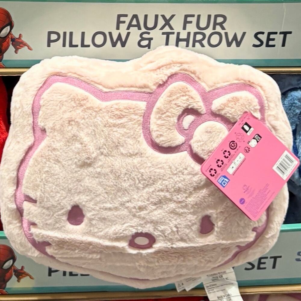 Hello Kitty Faux Fur Pillow & Throw Set